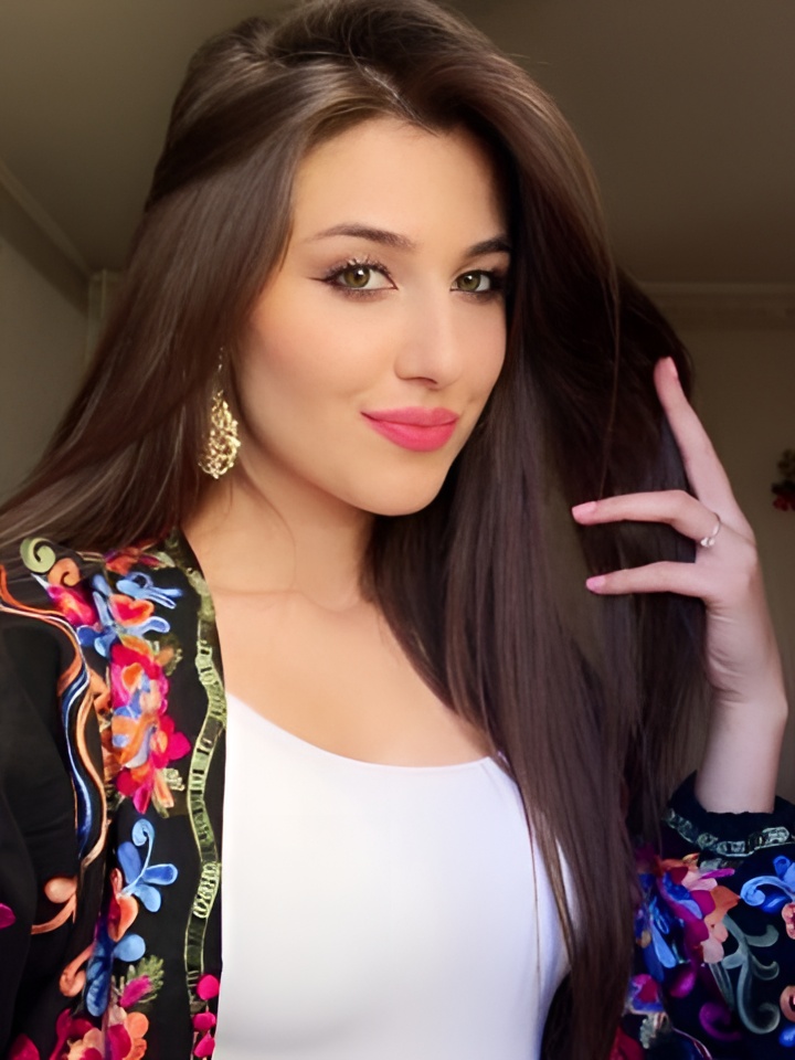 Элеонора привлекальеная девушка из Джанкой цена от 5000 руб