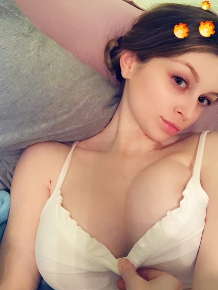 Катенька привлекальеная девушка из Джанкой цена от 4000 руб