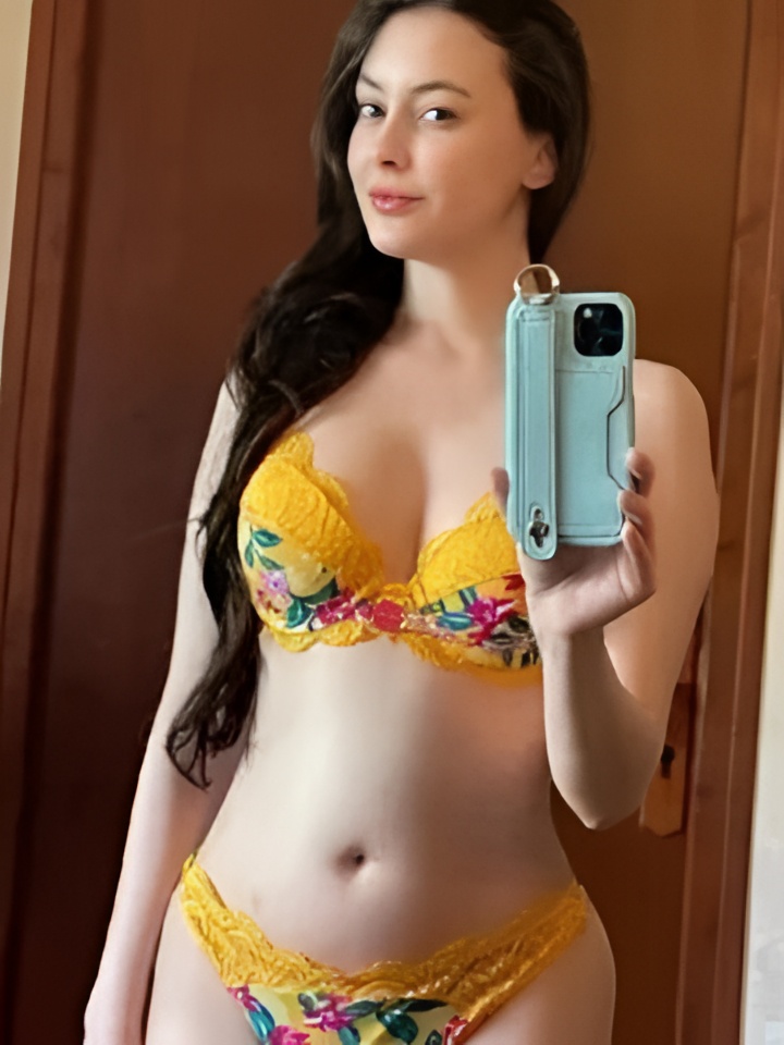 Индивидуалка Таира, доступна для личного знакомства от 10000 руб