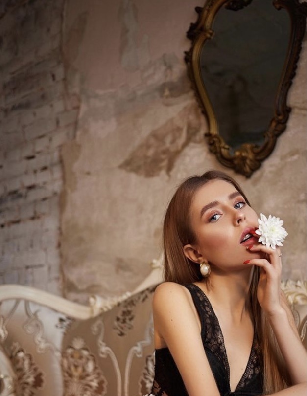 🎥 Ольга привлекальеная девушка из Джанкой цена от 3500 руб