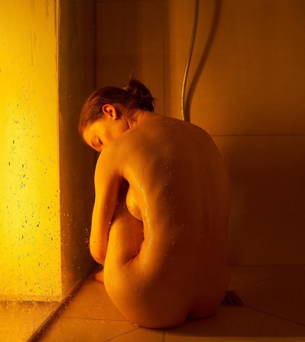 Лена привлекальеная девушка из Джанкой цена от 6000 руб