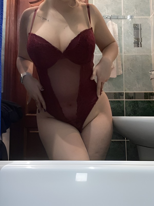 Ася привлекательная девушка из Джанкой цена от 4000 руб