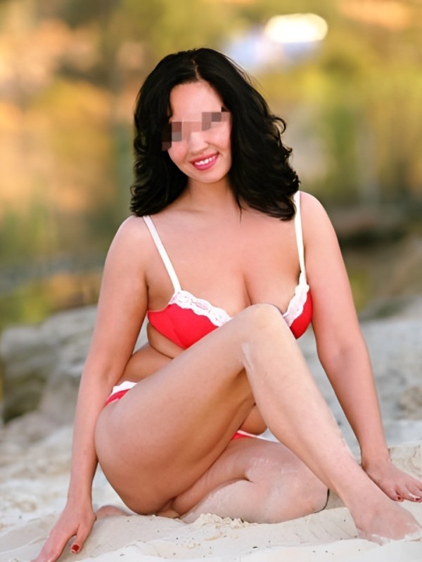 Регина привлекательная девушка из Джанкой цена от 1500 руб