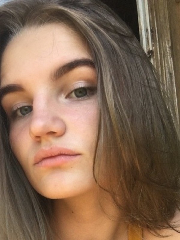 Клава привлекательная девушка из Джанкой цена от 3000 руб