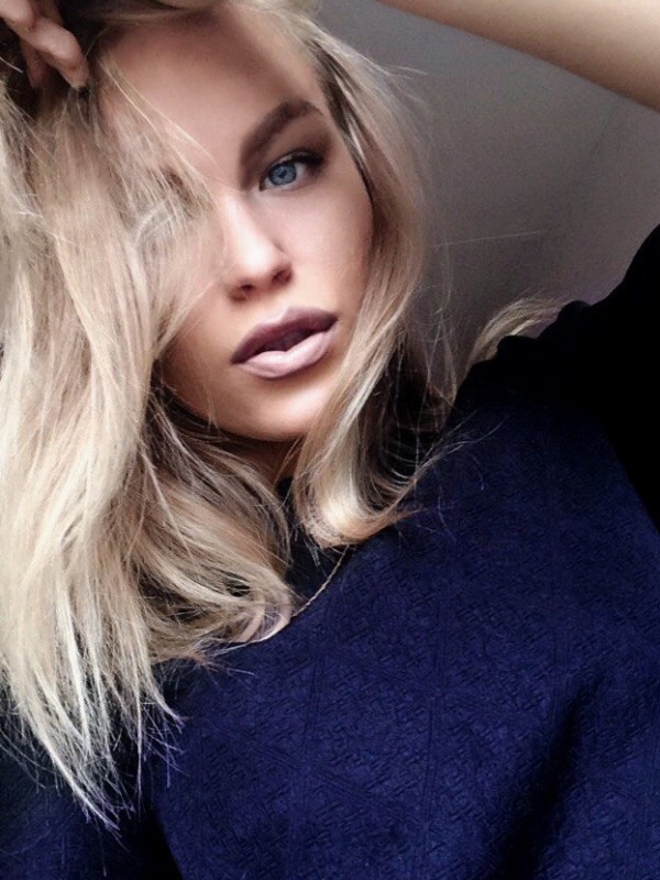 Яна привлекательная девушка из Джанкой цена от 3500 руб